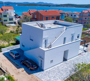 Apartmani Hiza i Vila